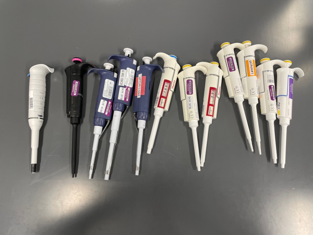 Image of Lot Of Various Single Channel Pipettes
